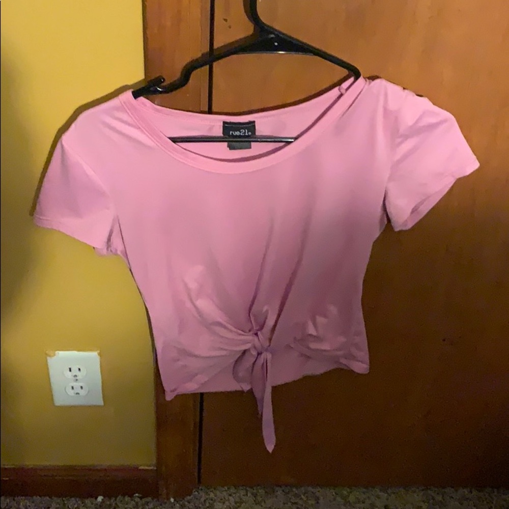 Pink crop tied shirt